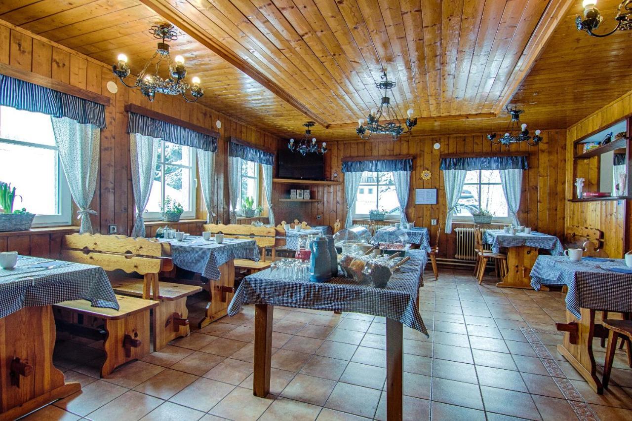 Penzion Slunecnice Rokytnice nad Jizerou Exteriör bild